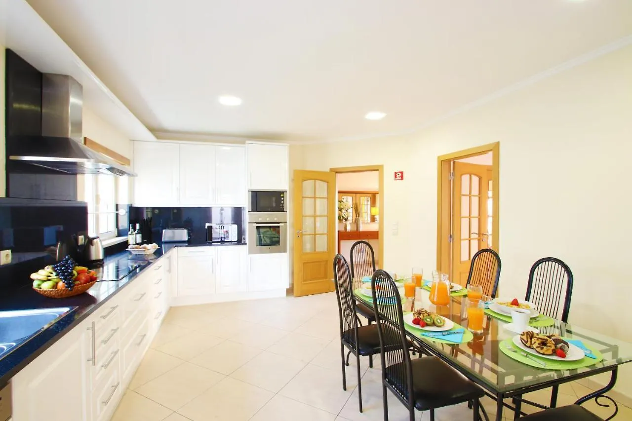 Villa Pauline By Algarve Vacation Albufeira